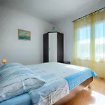 Hropic * Lastovo