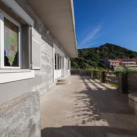 Apartman Hropic *