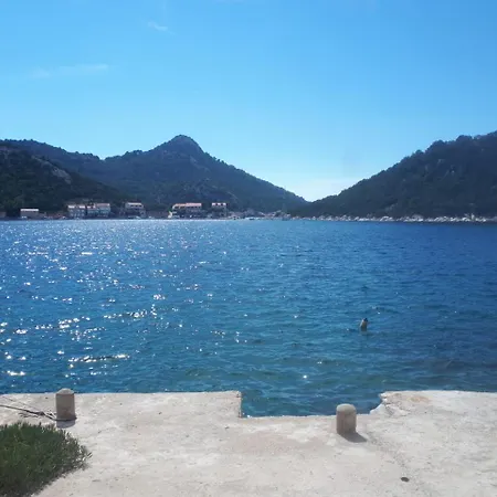 Hropic Apartman Lastovo